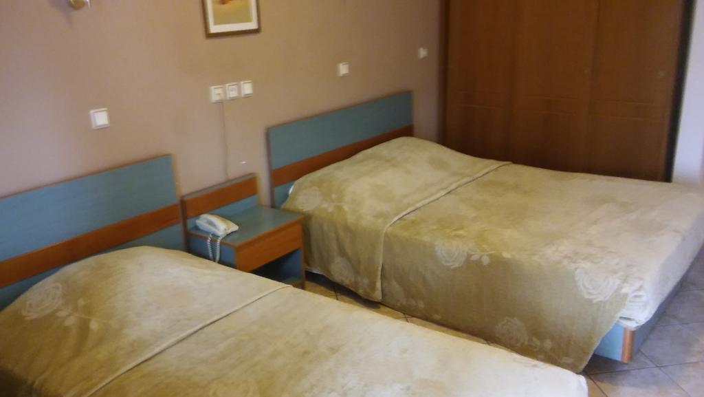 Nefeli Hotel Козані Екстер'єр фото
