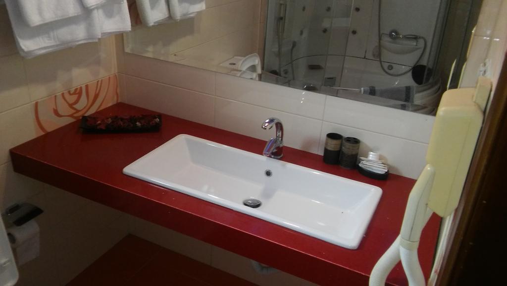 Nefeli Hotel Козані Екстер'єр фото