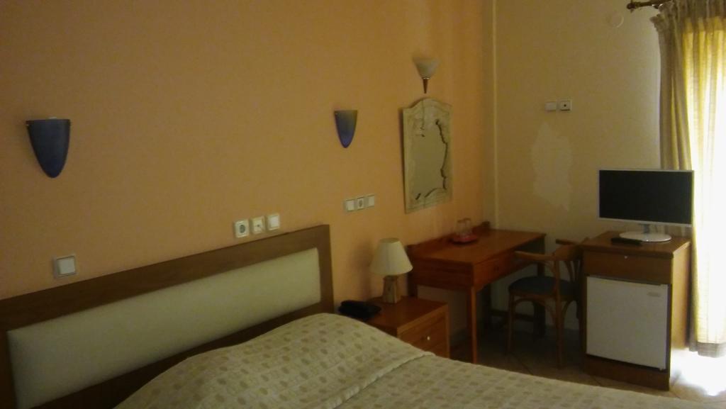 Nefeli Hotel Козані Екстер'єр фото